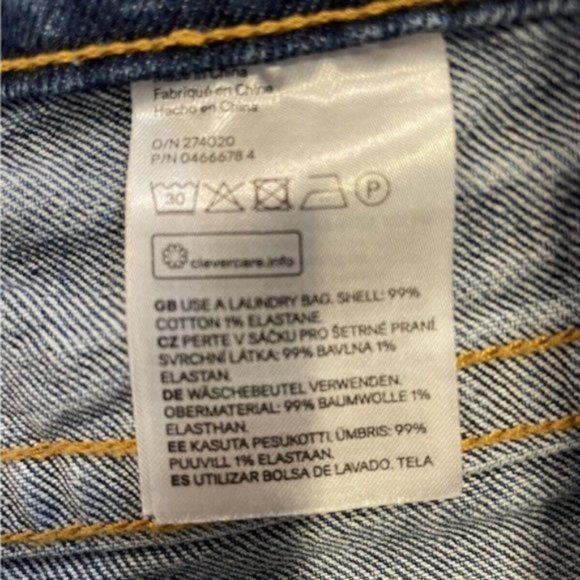 H&M WOMEN'S SIZE 10 HIGH RISE STRAIGHT CAPRI JEANS WITH RAW HEM SIZE 10 - Picture 5 of 11